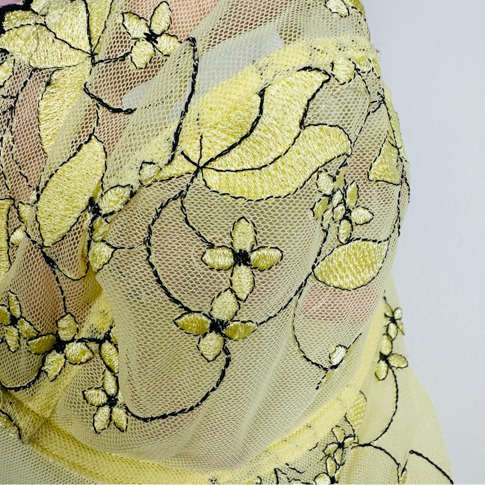 Scarlett Yellow and Black Floral Lace Bustier Bra Size 38E - Picture 4 of 12